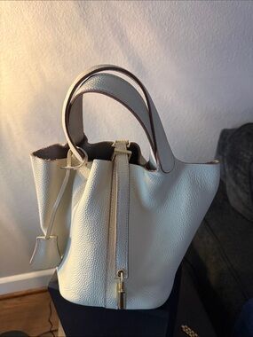 Classic Pebbled Leather Tote Bag in Cream
